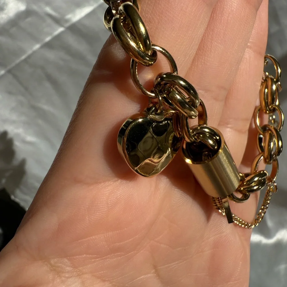 Anthropologie Chunky Gold Chain Bracelet with Heart Lock & Safety Chain - Picture 7 of 9